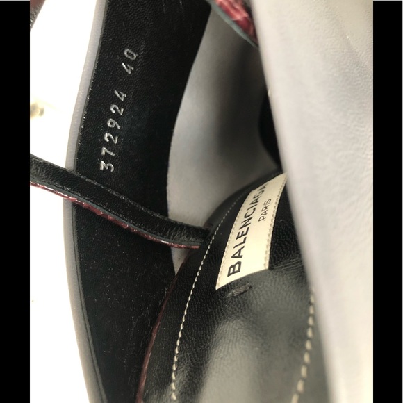 BALENCIAGA GLOVE OPEN TOE HEELS - Picture 6 of 8